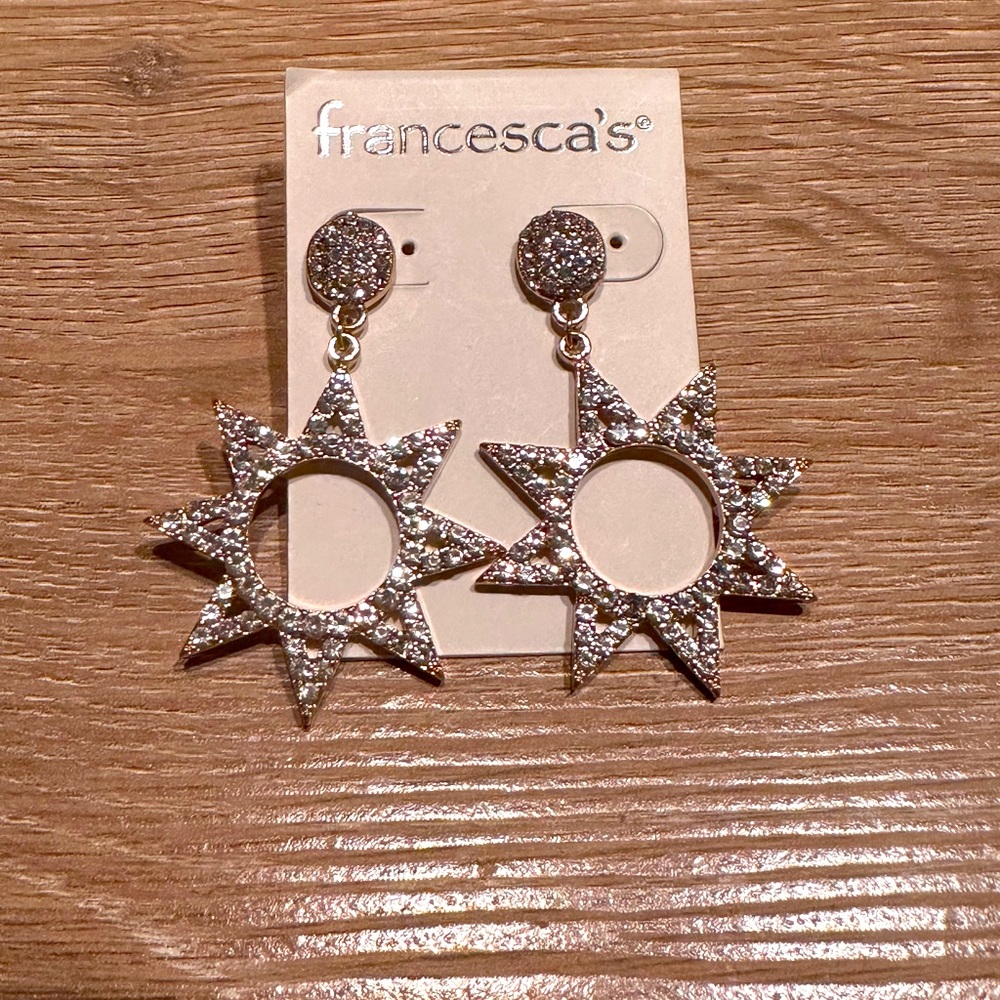 Sun shaped crystal earrings in gold